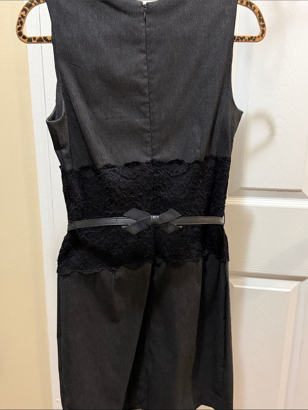 Suzy Sheir Bow Belt Lace Dress